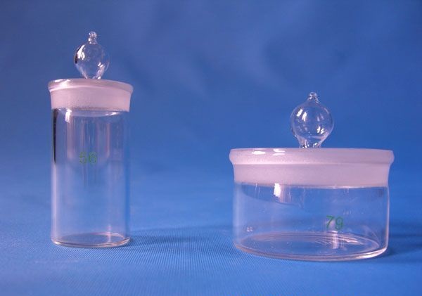 根据材料有普通玻璃称量瓶和石英玻璃称量瓶